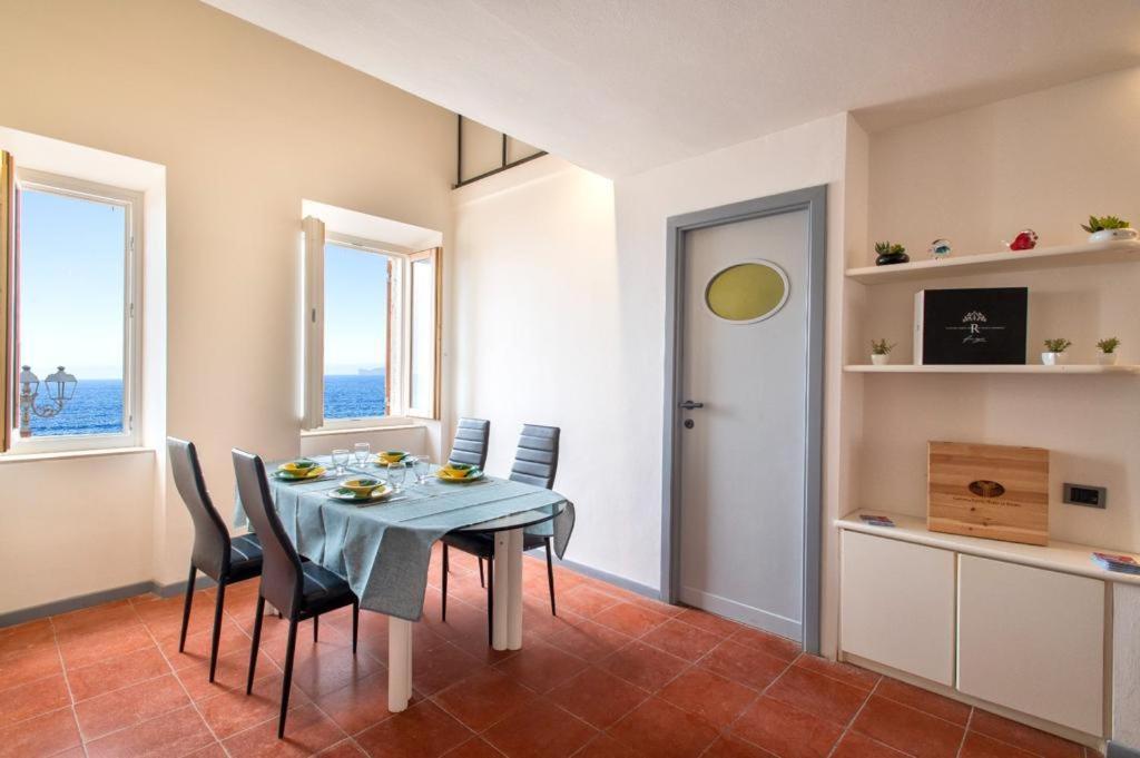 Panoramic Bastioni Sea View Apartment Alghero